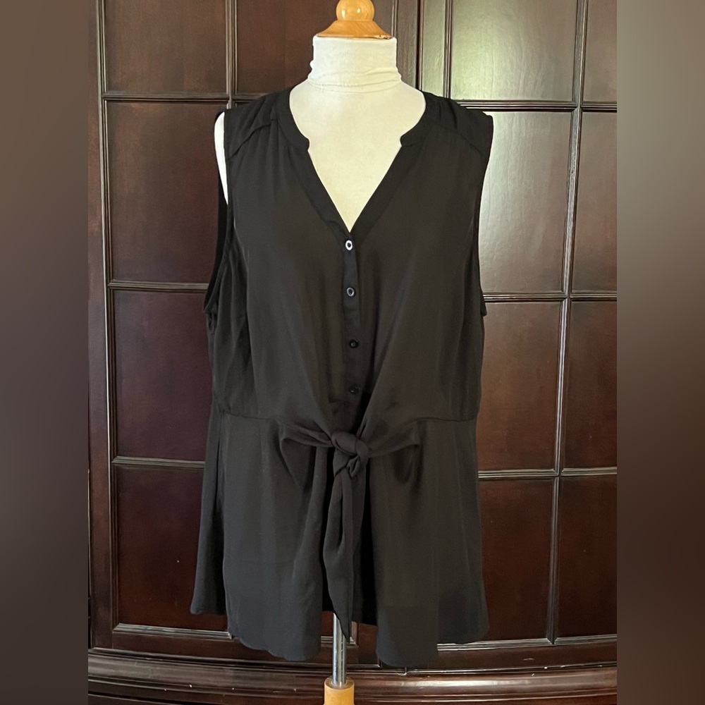 Torrid Peplum Georgette Button-Front Tie-Front Blouse
